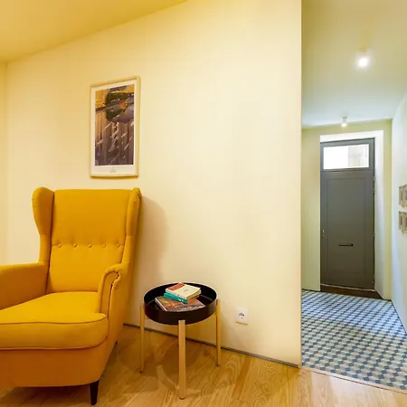 Stylish For Three Guests *